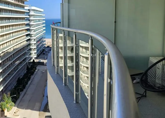 Casa Del Mar - Elena Mamaia